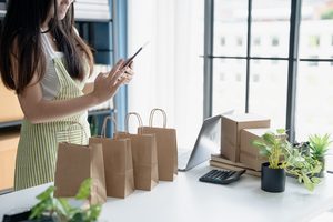 Courier Services for Retail Businesses Why Speed Matters - courier services in louisiana - speedy logistics
